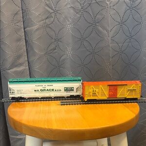 Grace Green and Yellow Train Model